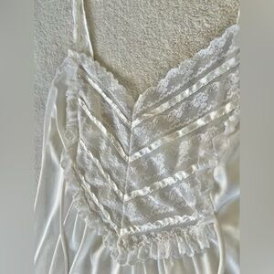 Vintage White Slip Dress Lace Bodice Maxi Nightgown Bridal Nylon USA Medium